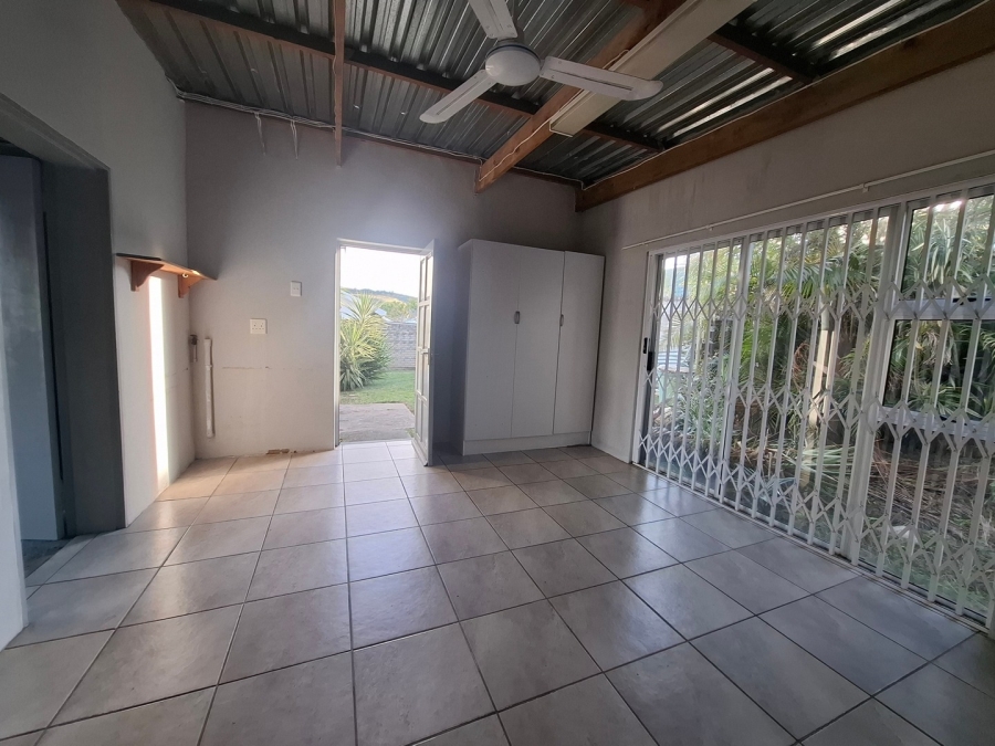 3 Bedroom Property for Sale in Nahoon Valley Park Eastern Cape
